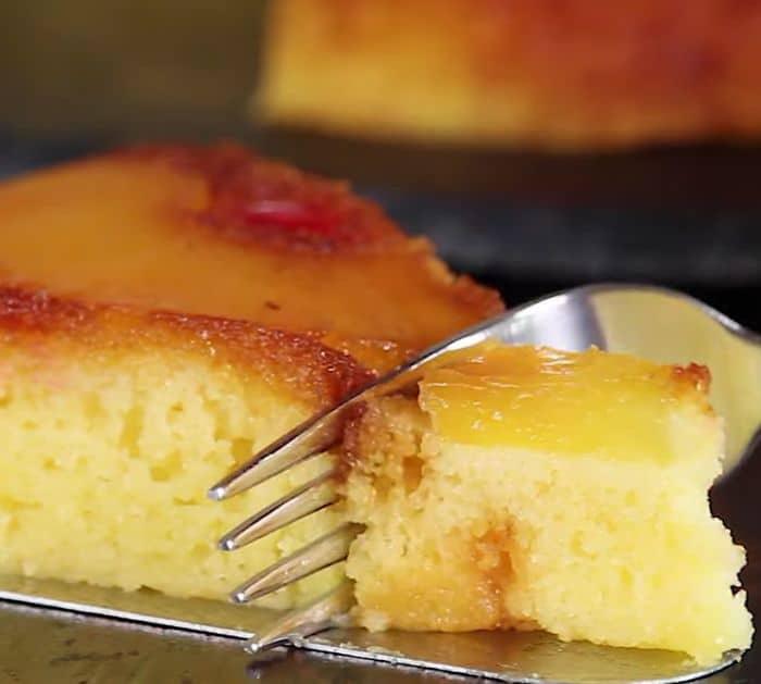 Easy Pineapple Upside Down Cake Recipe