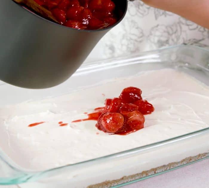 How to Make Grandma's Strawberry Pretzel Salad