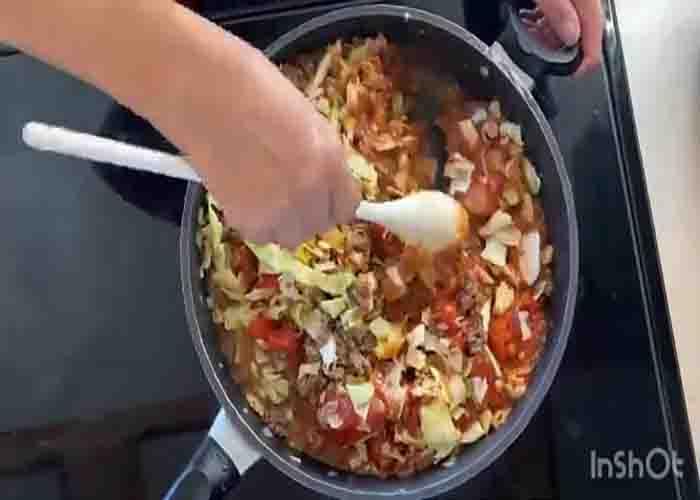 Cooking the unstuffed cabbage roll