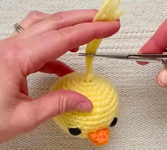 Easy Baby Chicken Crochet Tutorial