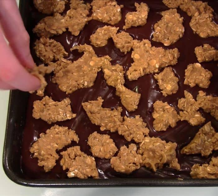 How to Make Starbucks Oat Fudge Bars