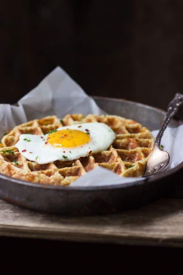 Keto Breakfast Recipes - Savory Cauliflower Waffles - Low Carb Breakfasts and Morning Meals for the Ketogenic Diet - Low Carbohydrate Foods on the Go - Easy Crockpot Recipes and Ca