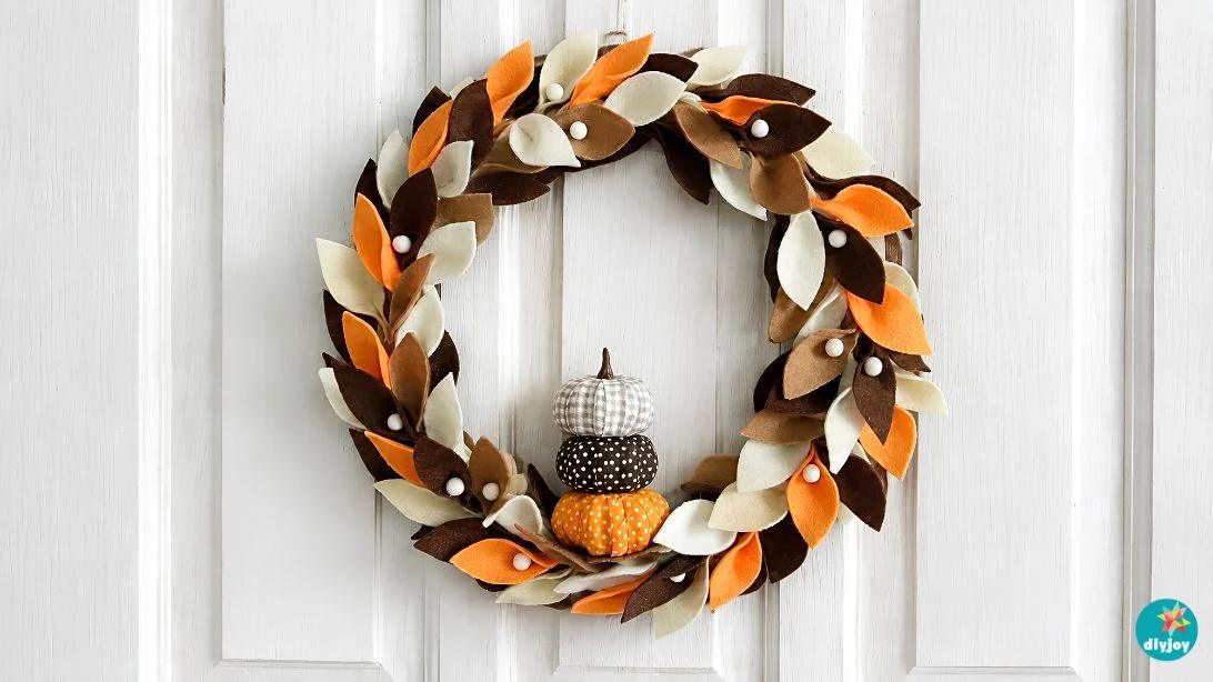 DIY Fall Wreath With Felt Leaves