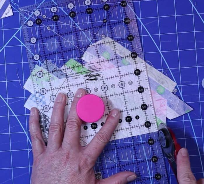 Easy Selvage Pincushion Sewing Tutorial
