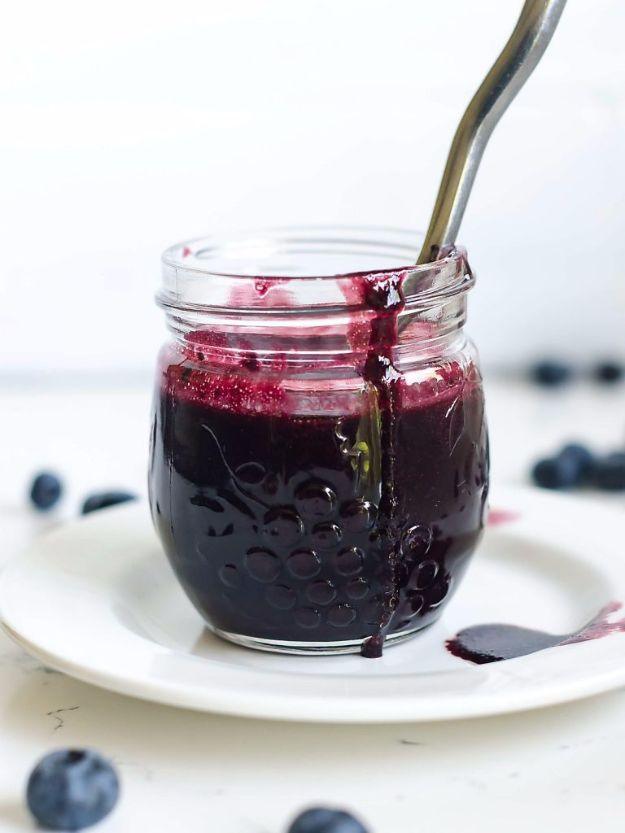Salad Dressing Recipes - Blueberry Balsamic Vinaigrette - Healthy, Low Calorie and Easy Recipes for Creamy Homeade Dressings - How To Make Vinaigrette, Mango, Greek, Paleo, Balsami