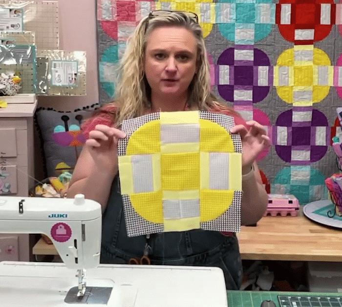How to Make a Curvy Dash Quilt Block
