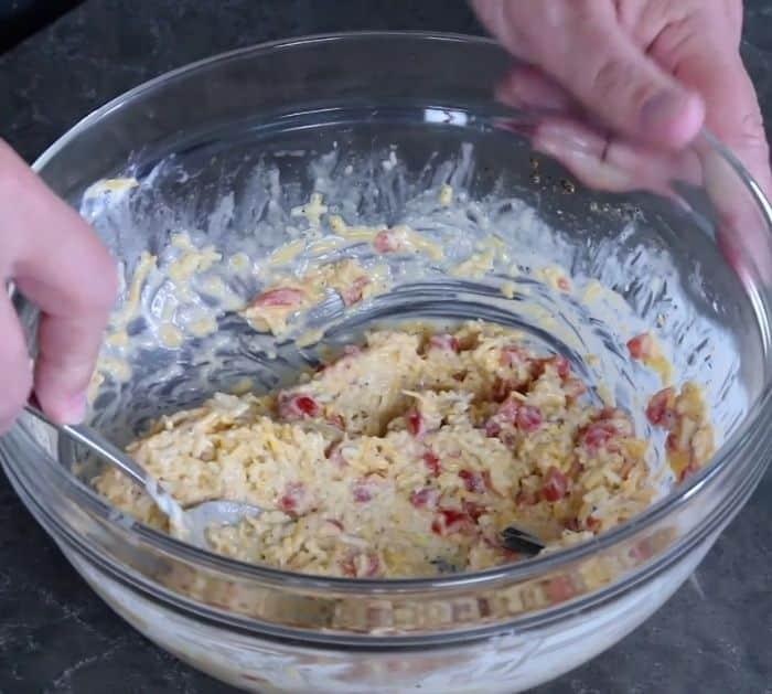 Easy Southern Creamy Pimento Cheese Dip Recipe