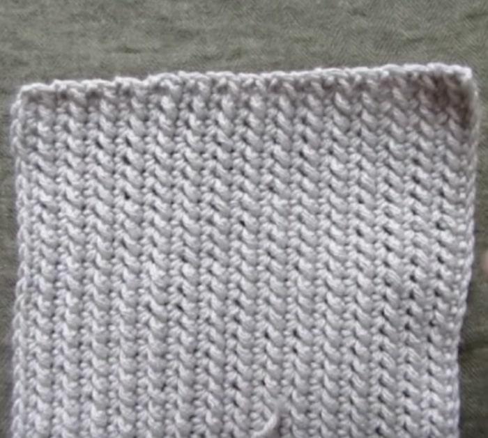 Make crocheted slippers from a simple rectangle
