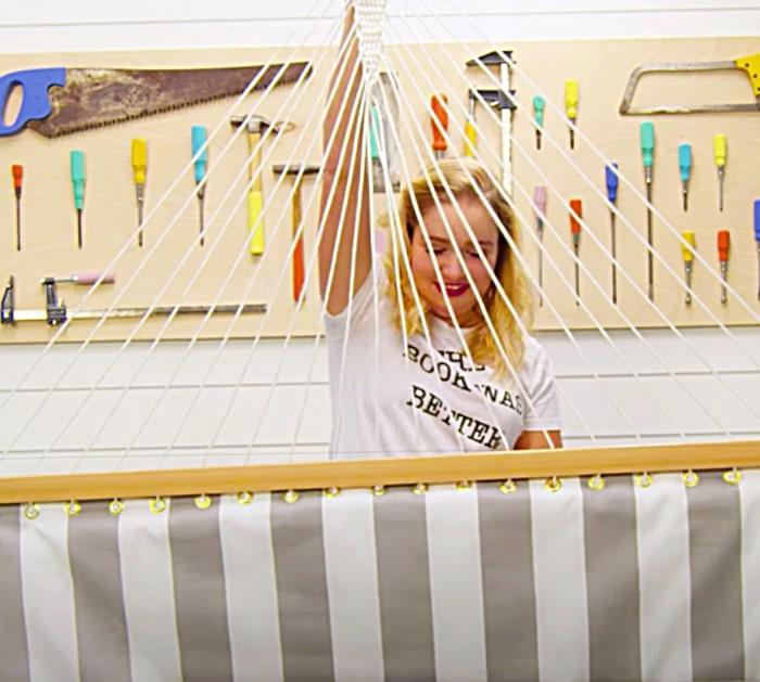 Enjoy The Summer In Your Very Own DIY Hammock