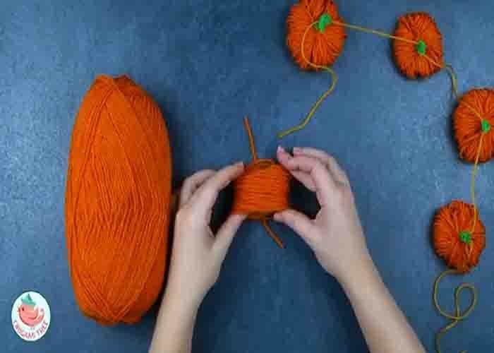 Shaping the yarn pumpkin