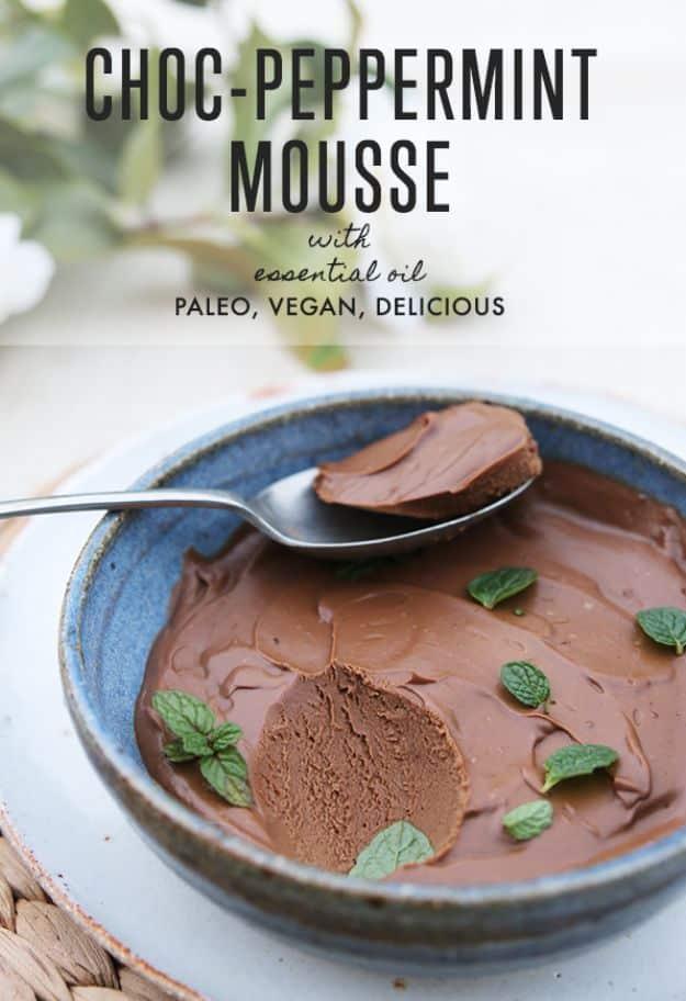DIY Essential Oil Recipes and Ideas - Peppermint-Choc Mousse - Cool Recipes, Crafts and Home Decor to Make With Essential Oil - Diffuser Projects, Roll On Prodicts for Skin - Recip