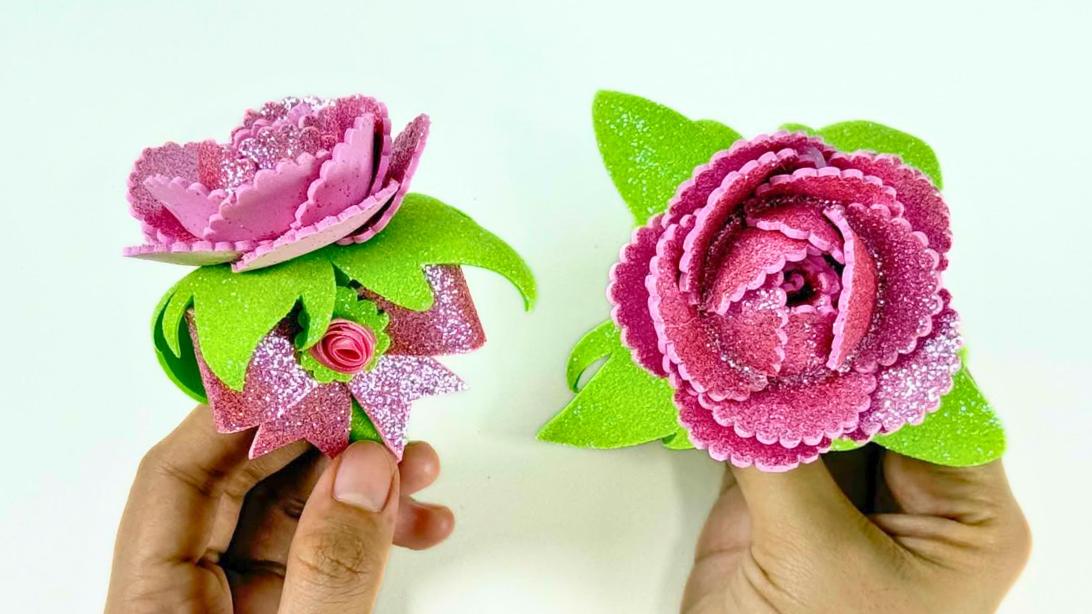 Make Your Own Glitter Foam Flower Pen