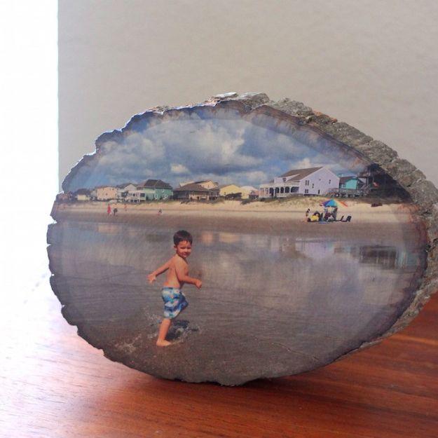 DIY Wood Slice Photo Transfer, flexible enough to adjust as you go and proof a small touch makes a big difference