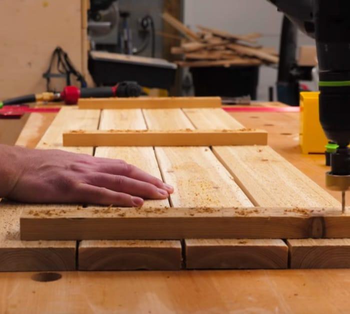 Make Modern Raised Planter Boxes for the patio
