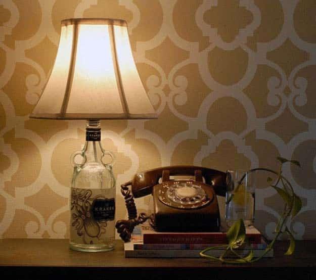 DIY Lighting Ideas and Cool DIY Light Projects for the Home. Chandeliers, lamps, awesome pendants and creative hanging fixtures, complete with tutorials with instructions | Liquor 