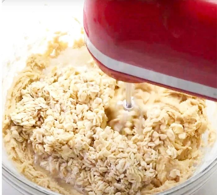 How To Make Oatmeal Cake - Old Fashioned Recipes - Easy Healthy Dessert Recipes