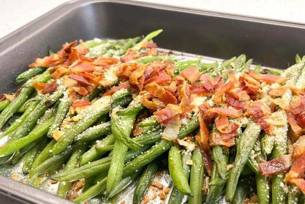 Bacon Parmesan Green Beans, a thanksgiving side dish that always gets seconds and an idea worth saving for later