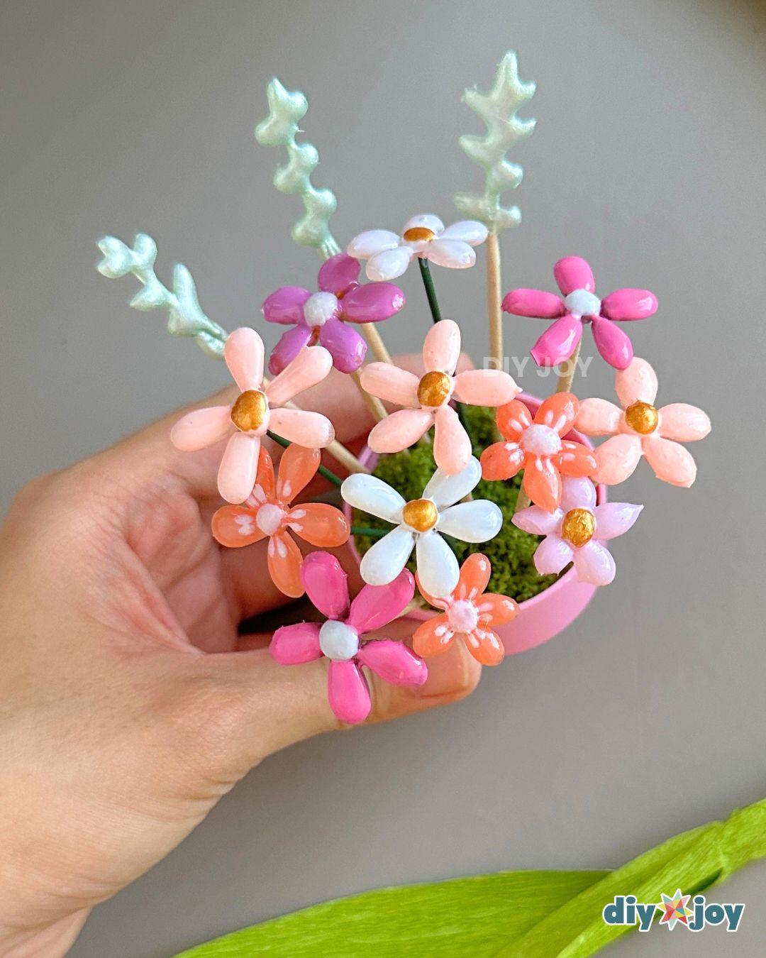 Hot Glue Flowers — hot glue flower step by step