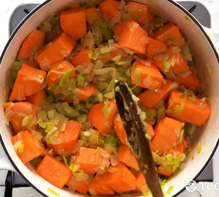 Easy to Make Simple Sweet Potato Soup