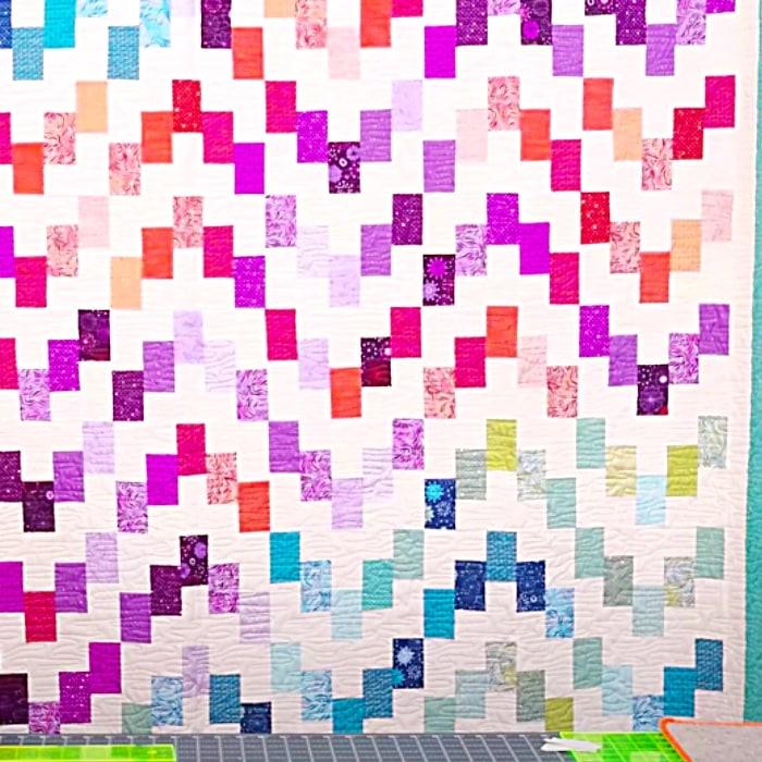 Lakeview Terrace Quilt - Easy Sewing Pattern - Free Quilt Pattern - How To Make A Quilt