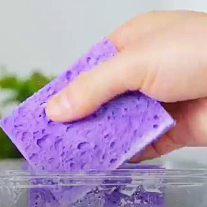 Cleaning Hacks - Laundry Hacks - Easy Ways To Soften Clothes