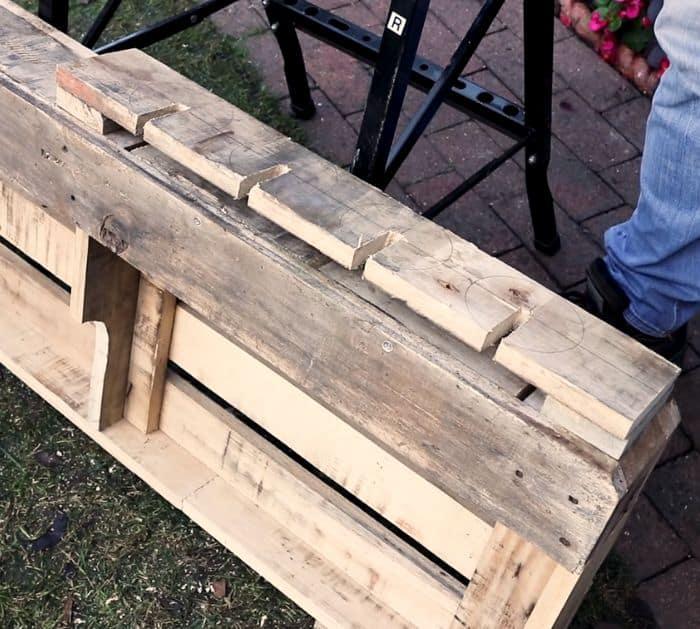 Make a Pallet Wine Rack With Glass Holder Tutorial