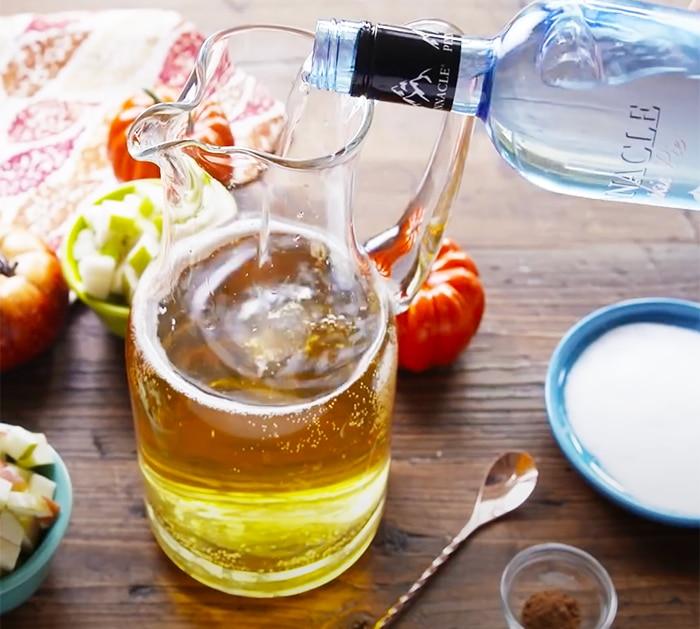 Use Pumpkin Pie Vodka To Make Sangria - Pumpkin Pie Sangria Recipe