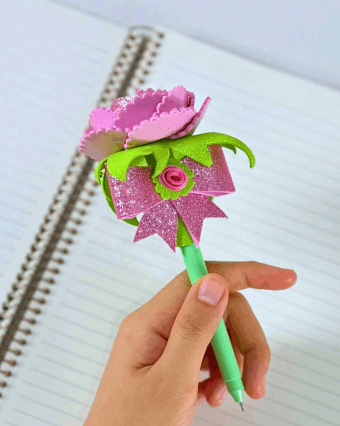 Easy 25 And Cheap Gift — 2. glitter foam flower pen