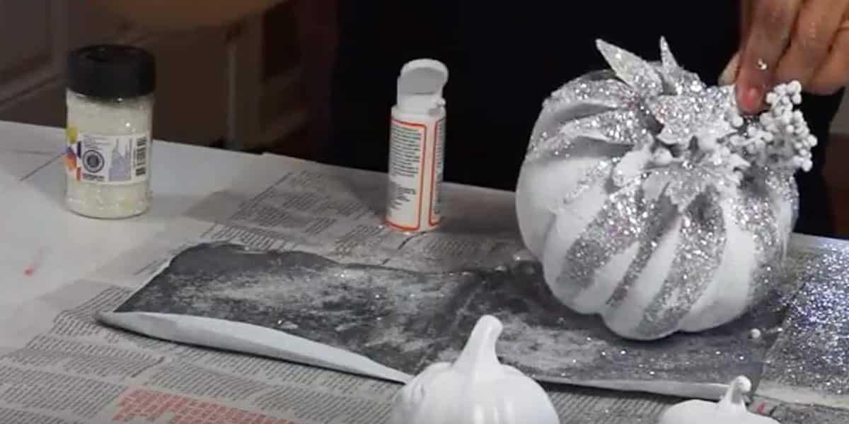Watch How She Adds Sparkle And Elegance To Her Home By Doing A Couple Simple Things!