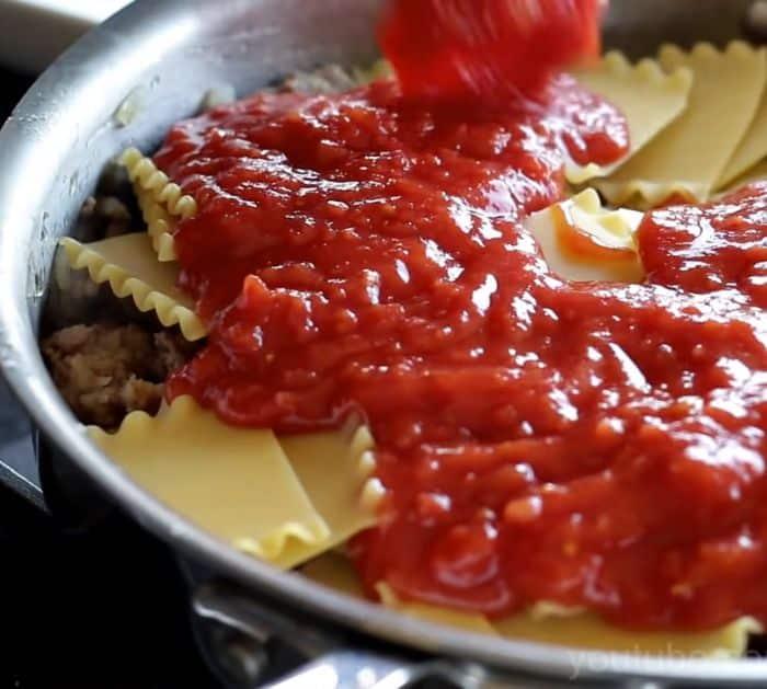 30 Minute Skillet Stovetop Lasagna Recipe Ingredients