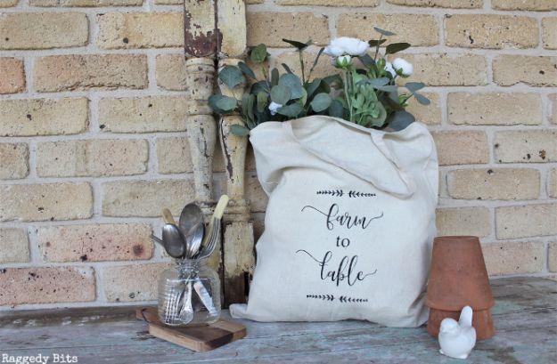 Stenciled Cotton Bag, an idea worth saving to your favorites and a fun project the whole family can help with
