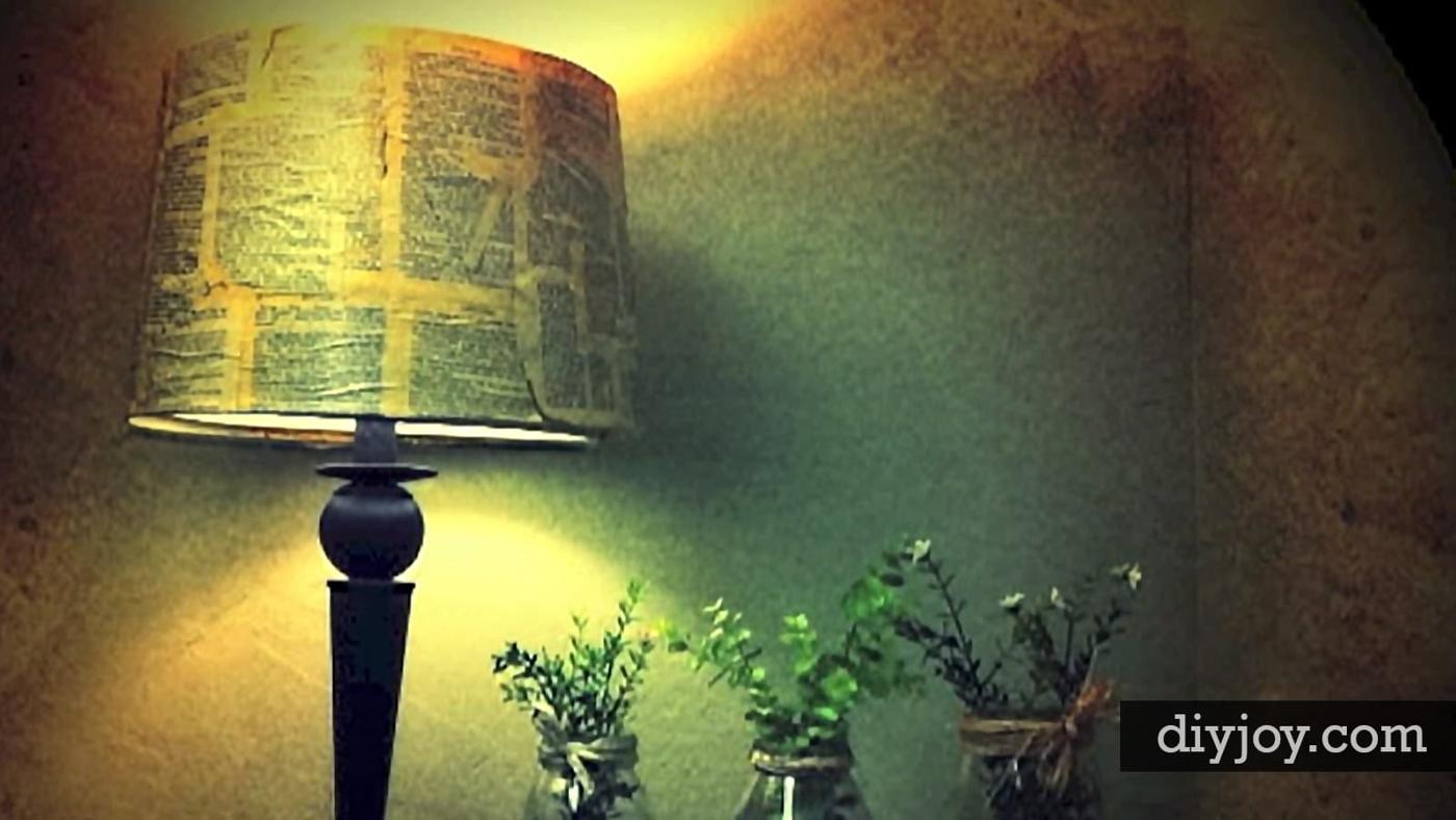 Awesome DIY Decoupage Lamp Shade