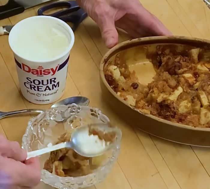 Easy To Make Apple Brown Betty