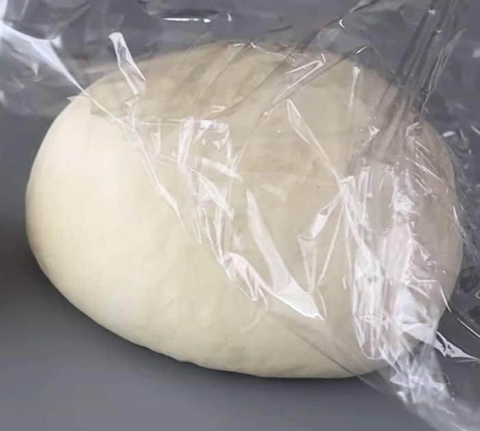 Easy to Make Frying Pan Homemade Pizza