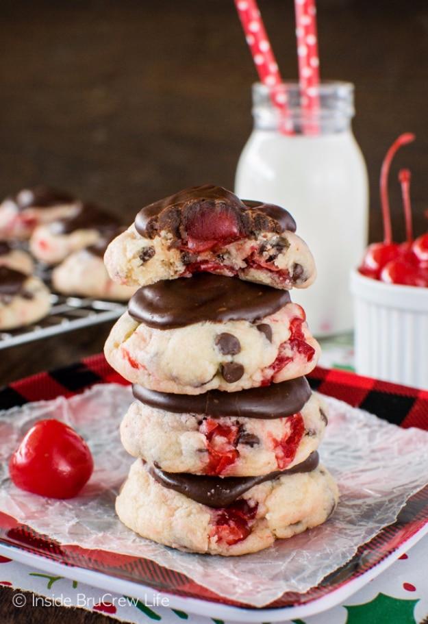 DIY Valentines Day Cookies - Chocolate Chip Cherry Cookies - Easy Cookie Recipes and Recipe Ideas for Valentines Day - Cute DIY Decorated Cookies for Kids, Homemade Box Cookies and