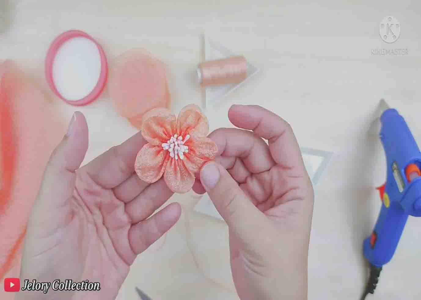Making the flowers for the hair bun maker
