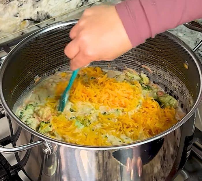How to Make Broccoli Cheddar Soup