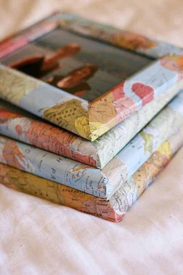 Quick and Easy Crafts | DIY Picture Frame with Maps #diy #crafts