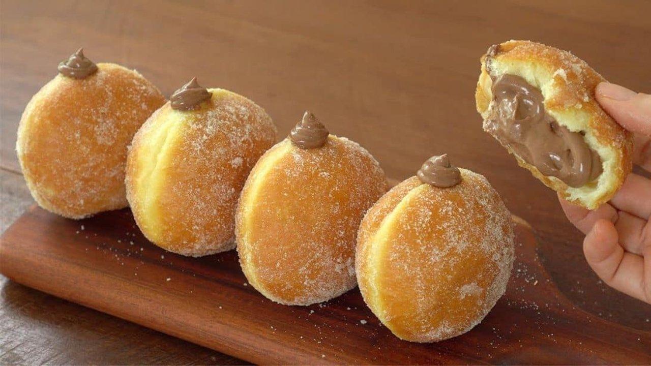 Easy & Fluffy Fried Donuts with Chocolate Cream Recipe