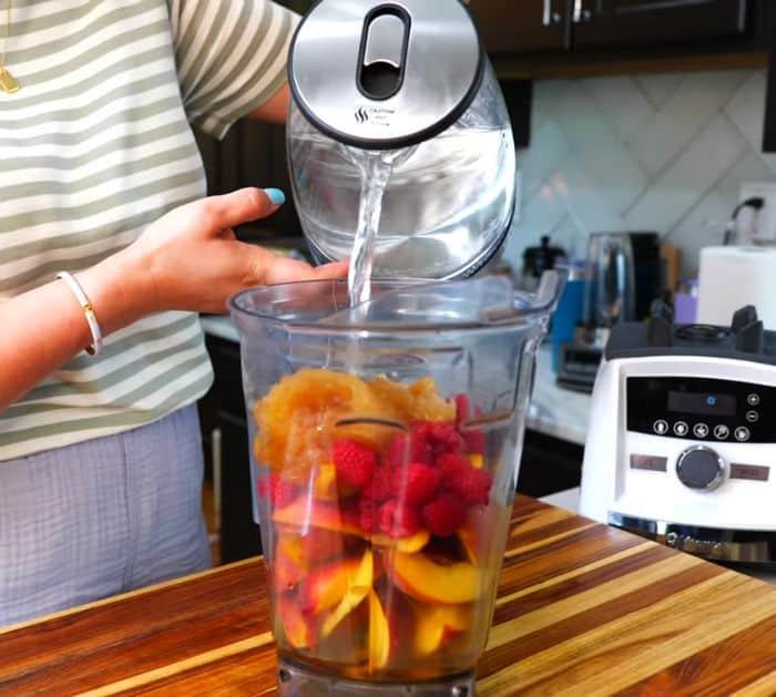 Easy To Make Peach & Raspberry Juice