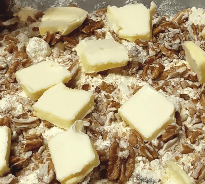 Pineapple Cherry Dump Cake Instructions