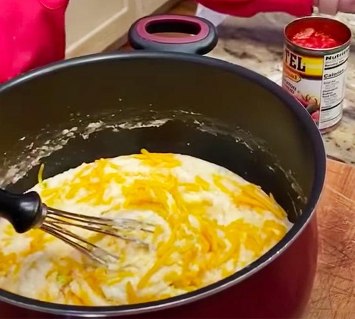 Quarantine Cooking: Paula Deen Tomato Grits Recipe - How To Make Tomato Grits