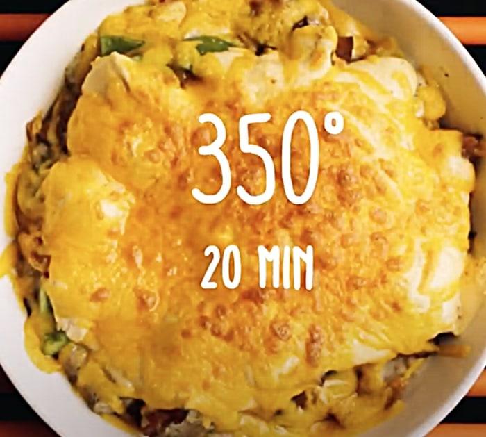 Make a ranch dressing quick chicken casserole