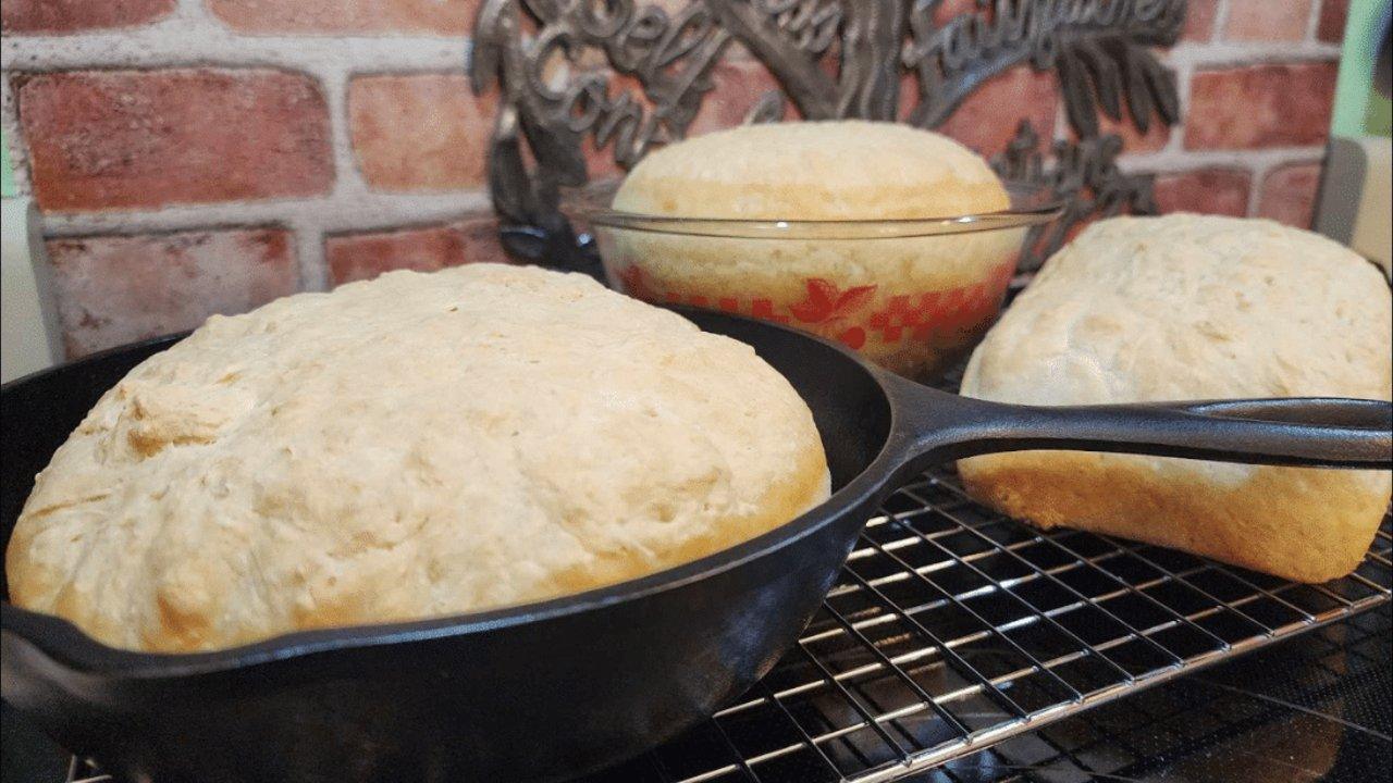 5-Ingredient Peasant Bread Recipe
