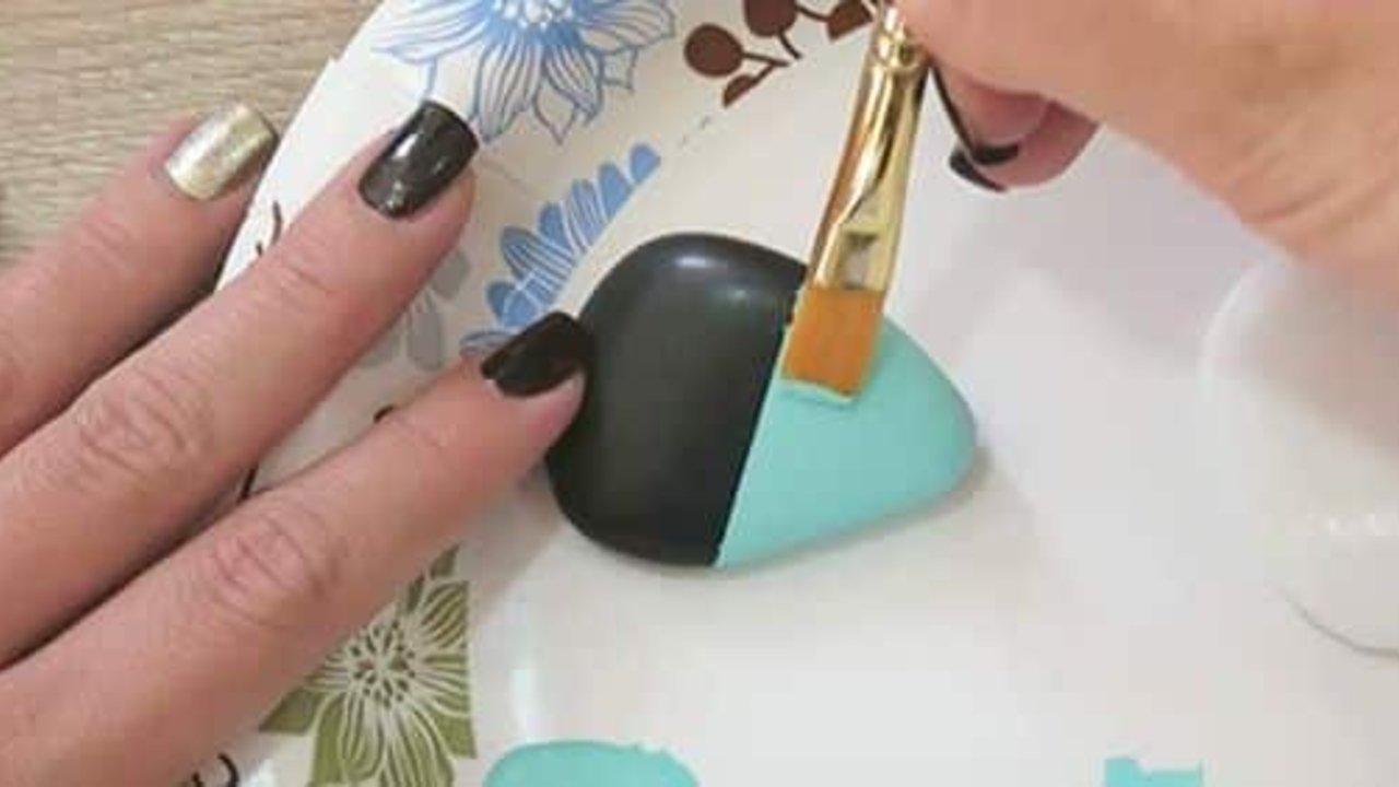Learn How to Paint Designs on Rocks With These Ideas