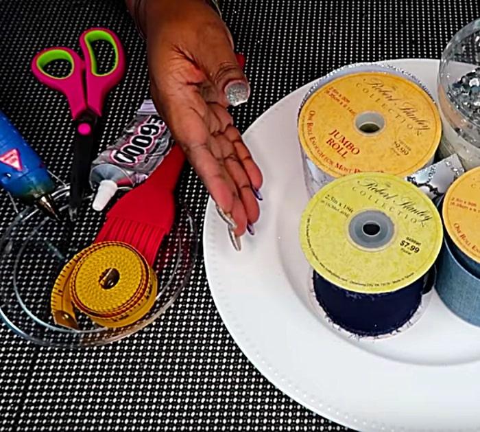 Learn to make DIY Diamond and Denim Plate Chargers