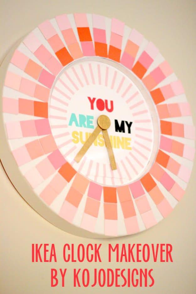 Paint Chip Clock, fast enough to finish before the next rainy day and charm that fits right into an existing room