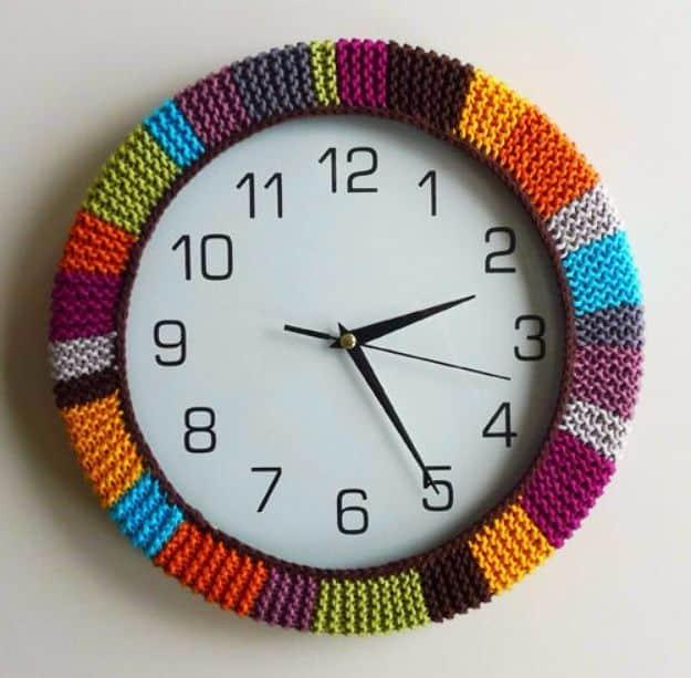 Update Your Clock With Yarn, a cozy DIY yarn idea to try at home and a handmade project perfect for a cold evening