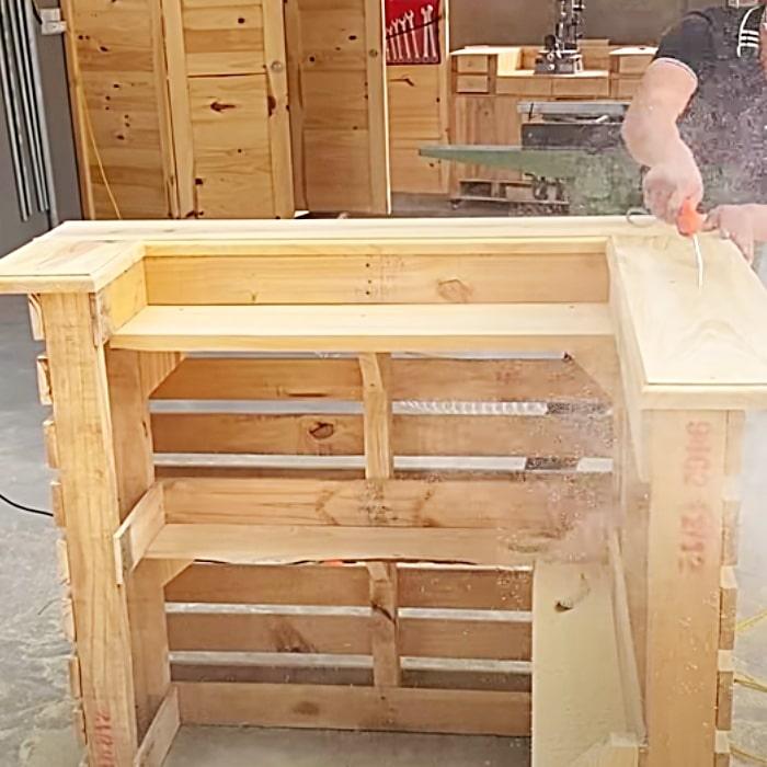 Easy Bar Ideas - DIY Patio Furniture - Outdoor Bar Project