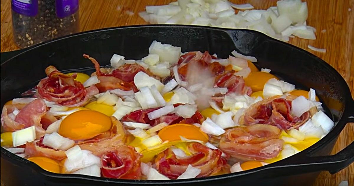 Bacon And Eggs Skillet Casserole Recipe